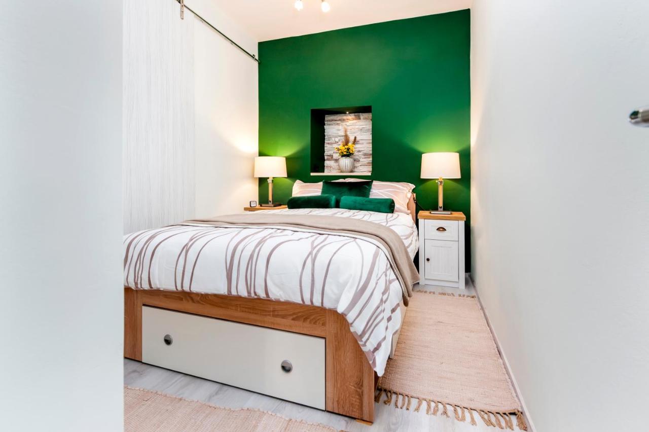 רוביני Bella Campagna - Luxury Two Bedroom Apartment מראה חיצוני תמונה
